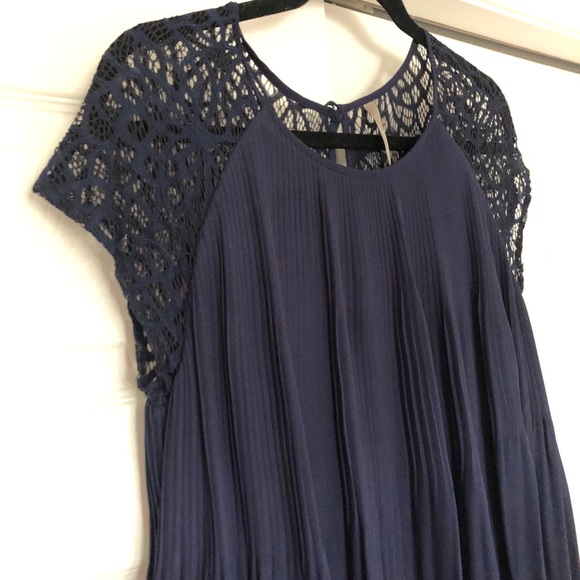 Maternity cocktail dress - Picture 5 of 8